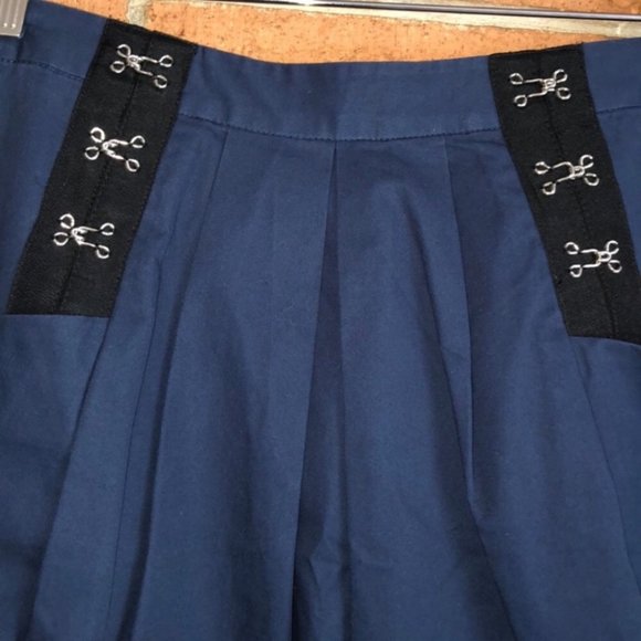 💙3.1 PHILLIP LIM 💙EYE AND HOOK PANELED SKIRT💙 - Picture 2 of 6